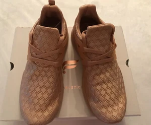 Fabletics Quilted Indio Sneaker - Camel/Blush Pink Sz 8.5 NEW IN BOX MSRP $80 - Bild 1 von 11