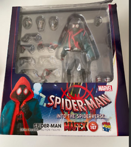 [excuse] Medicom Toy MAFEX No.107 Spider-Man Miles Morales 5.11 in Action Figure