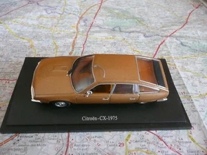 CITROËN Cx marron 1975 Universal Hobbies Série Passion Citroên 1/43 sur socle - Picture 1 of 1