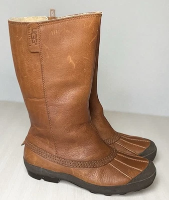 Ugg Belfair Cuero Castaño Mujer 6 Clásico Alto Pato Bota Impermeable Piel de Cordero Foto 1 de 4