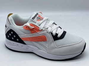 Scarpe da ginnastica Reebok Pyro per bambini bianche DV5701 UK3,5 - Foto 1 di 1