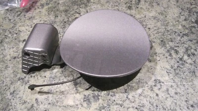 2012 HYUNDAI ELANTRA 4Door Sedan Fuel Tank Door Gas Cap OEM #N5S Titanium Gray Foto 1 de 2