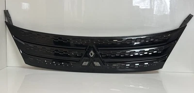 Parrilla Mitsubishi Outlander 2022 2023 usada OEM 7450b400 Foto 1 de 4