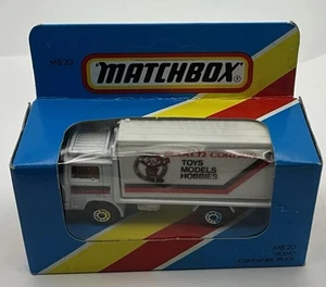 Matchbox Scotch Corner Volvo Container Truck MB20 - Unpunched - Picture 1 of 5