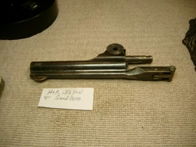 Harrington & Richardson .32 S&W 4" Barrel with Good Bore Fair/Good Orginal Blue - Image 1 of 2