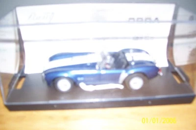 Coche fundido a presión 1/43 Shelby 1966 cobra 427/sc Foto 1 de 4