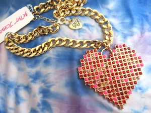 BETSEY JOHNSON HUGE RED PINK CRYSTAL HEART STATEMENT PENDANT NECKLACE NEW - Picture 1 of 7