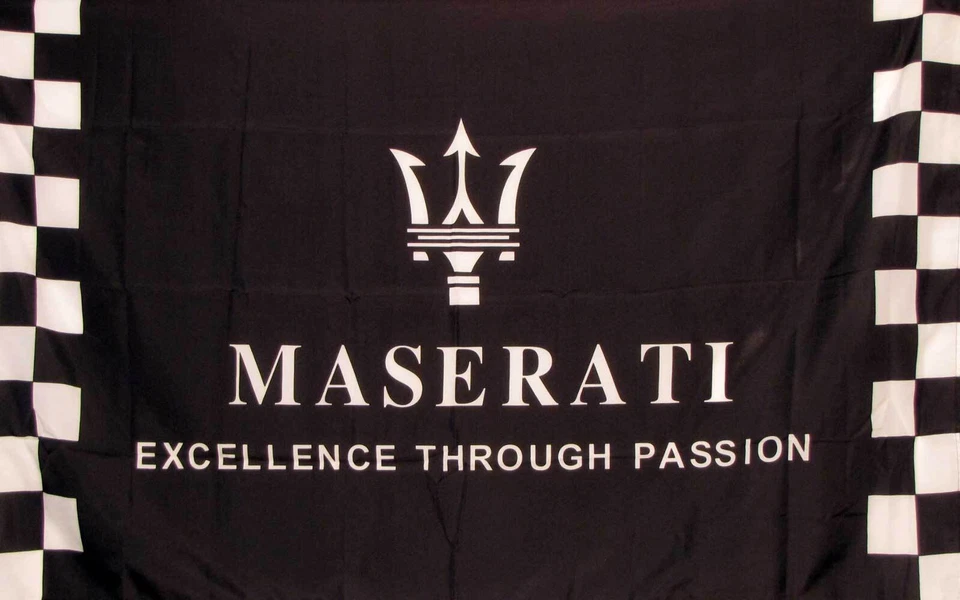 BANDERA MASERATI A CUADROS 3' X 5' Foto 1 de 1