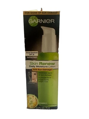 Garnier SkinRenew DAILY MOISTURE LOTION Anti-Sun Damage SPF 28 2.5 Oz. NOS - Image 1 of 4