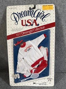 Dream Girl USA Vintage 11,5" Barbie Sindy Puppe Tennis Outfit mit Schläger Neu - Bild 1 von 6