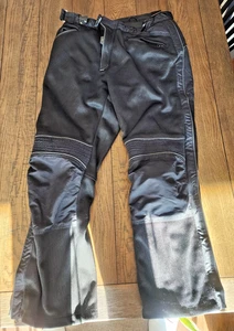 Joe Rocket Motorcycle Pants Men's Large Black Mesh Riding w/ Knee Pads - Picture 1 of 8