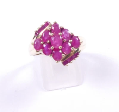 Ruby cluster Ring  9 carat gold  Size P - Image 1 of 4