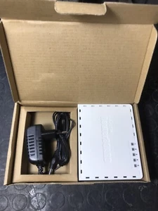 B Router Board Routerboard Mikro Tik RB750 Computer Modem - Foto 1 di 3