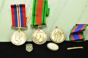 Collection Lot of Various World War II Medals -Silver with Ribbons Pins Bars - Picture 1 of 11