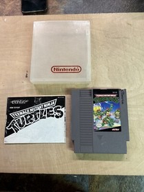 Teenage Mutant Ninja Turtles (Nintendo NES, 1989) con manuale!  - Testato! Funziona!