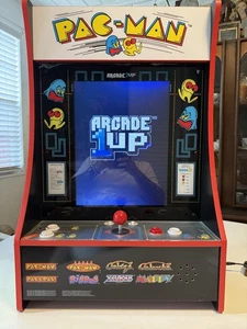 Arcade1Up Pac-Man PartyCade 17" LCD 8-in-1 8223 1-2 Spieler Tisch Wandhalterung EUC - Bild 1 von 9