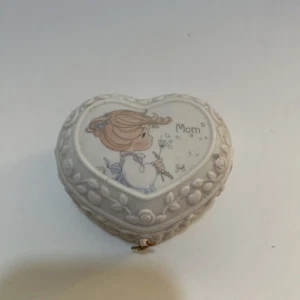 PRECIOUS MOMENTS HERZFÖRMIGES SCHMUCKKÄSTCHEN/SCHMUCKKÄSTCHEN, gebraucht - Bild 1 von 5