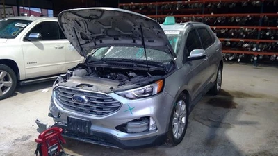 Windshield Wiper Motor Passenger Right Fits 15-20 EDGE 5212718 - Image 1 of 4