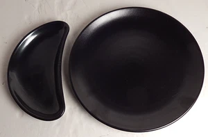 Vintage Heath California Ceramics Black Onyx Dinner & Crescent Salad Plate 2 - Picture 1 of 2