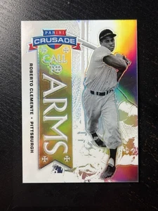 2025 Panini Crusade Roberto Clemente #5 Call to Arms Pittsburgh Pirates - Picture 1 of 2