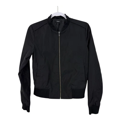 Chaqueta bomber Theory para mujer talla pequeña negra con cremallera completa Foto 1 de 4