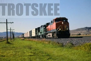 35mm Slide USA Railways BNSF Diesel Locomotive 4754 1998 Orig - Picture 1 of 1