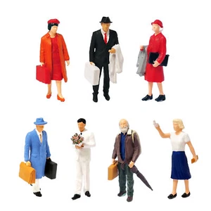 ED 1:64 Painted Figure Model Miniature  Diorama  People Man Lady Set - Picture 1 of 13