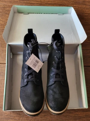 Botas negras Kensie Kasha para mujer de gamuza con cordones y cremallera lateral 8,5 KS233432 1726110 Foto 1 de 4