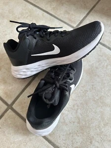 Zapatillas de running NIKE REVOLUTION 6, T. 36,5 - Imagen 1 de 10