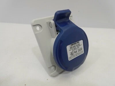 FAMATEL 23230 16 AMP 3 PIN 240 VOLT PANEL MOUNT SOCKET ANGLED IP44 75 X 85MM - Image 1 of 4
