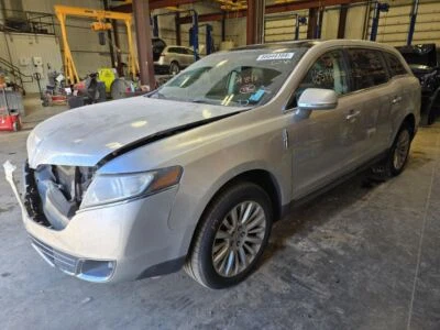 Cuarto de ventana lateral del pasajero 10-19 LINCOLN MKT E840985 Foto 1 de 4