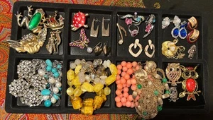 Lote de joyas vintage hasta ahora (25 piezas) (lote 2) - Imagen 1 de 9