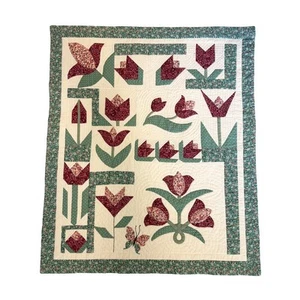 Handmade Quilt Wall Hanging 31.5"x37" Tulip & Butterfly Appliqué Floral - Picture 1 of 8