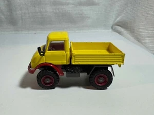 Corgi Mercedes Benz Unimog #406 great condition - Picture 1 of 9