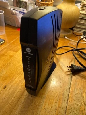 Motorola SBV5120 SURFboard Cable Modem With Power cord p/n 508792-001-00 - Image 1 of 3