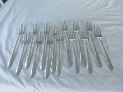 14 PIEZAS ~ HORQUILLAS DE CUBIERTOS PLATEADAS WM ROGERS & SON DE COLECCIÓN ~ ~ ¡PATRÓN EXQUISITO! Foto 1 de 4