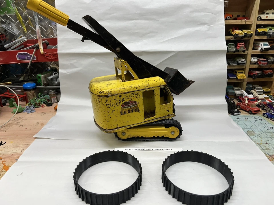 1 pair of tracks for Vintage Tonka Steam Shovel Excavator (TRACKS ONLY) - Image 1 of 3