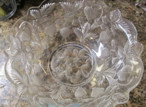 *EAPG Cambridge Glas umgekehrte Erdbeerschale, 9”, 3” hoch, schön - Bild 1 von 5