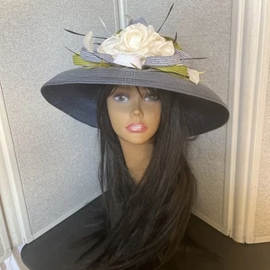 Iglesia, Sombrero Derby con Plumas, Kate Landry Vintage - Imagen 1 de 9
