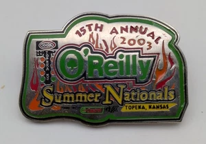 Spilla cappello bavero 2000 NHRA 12° Annual Advance Auto Parts Nationals Topeka Kansas - Foto 1 di 3