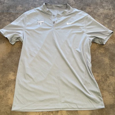 Camisa Polo de Golf Nike Chicago Bulls Dri-Fit Victory Para Hombre Gris Cuello Hoja Talla M Foto 1 de 4