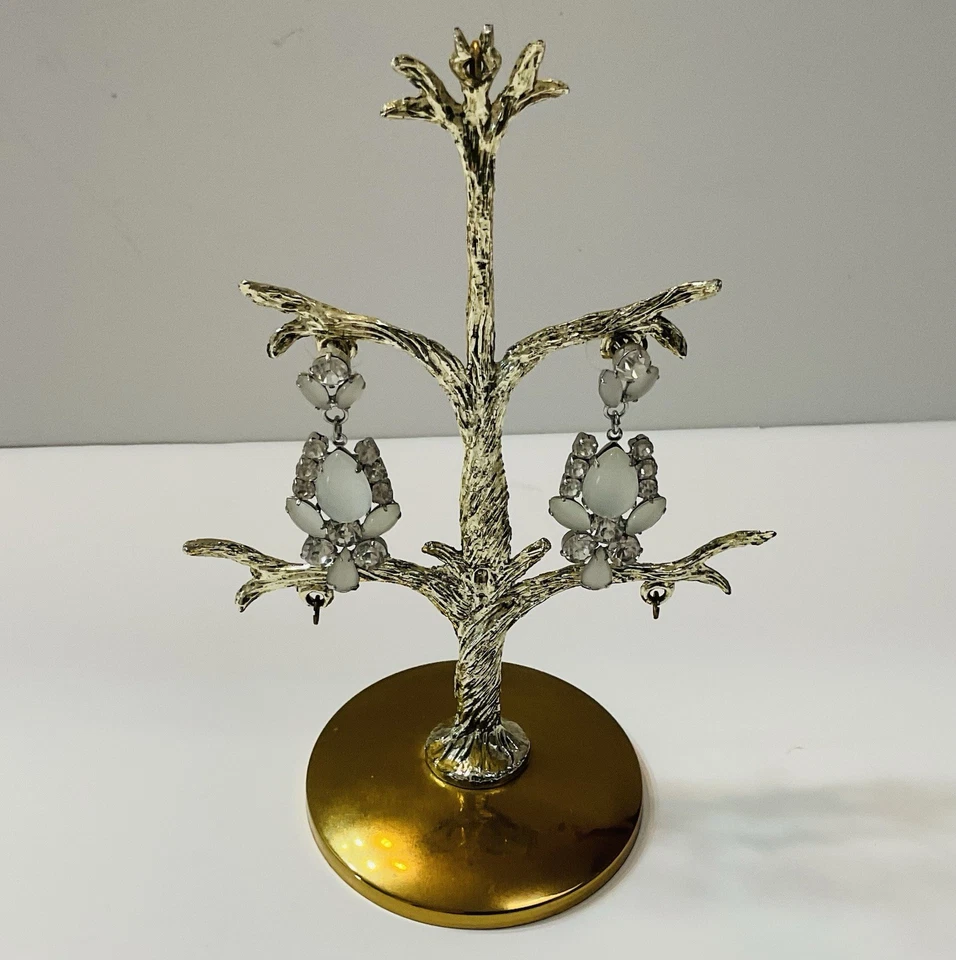 Pendientes colgantes de ensueño Premier Designs Lexi tono plata con cristales Foto 1 de 4