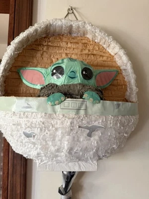 Novo Mandalorian Grogru "The Child" Pull String Pinata Baby Yoda - Imagem 1 de 2
