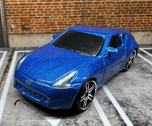 Maisto 2009 Nissan 370Z Blue 1:64 Loose - Picture 1 of 7