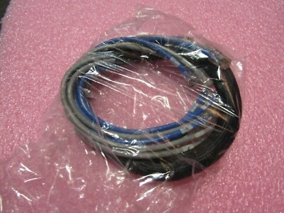 100-580-015 EMC CAT6 UTP 4-node Cable Bundle 3 ft (Non-RoHS) - Image 1 of 3