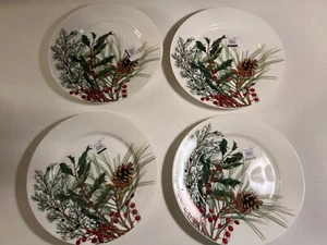 ❤️ Williams Sonoma Woodland Berry Set of Four Salad Plates - New - Picture 1 of 3