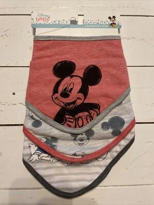 Pack de 3 baberos bandana Mickey Mouse bebé de Disney Foto 1 de 4