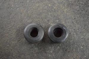 YAMAHA XZ550 VISION FZ750 FZX700 FJ1200 FJ1100 RUBBER DAMPER MOUNT GROMMETS - Picture 1 of 5