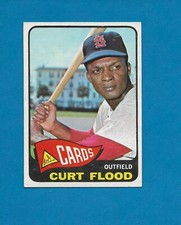 1965 Topps #415 Curt Flood St. Louis Cardinals star Centered NRMT-