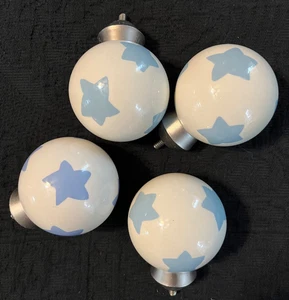 Pottery Barn Blue & White Star Endstücke - Bild 1 von 7